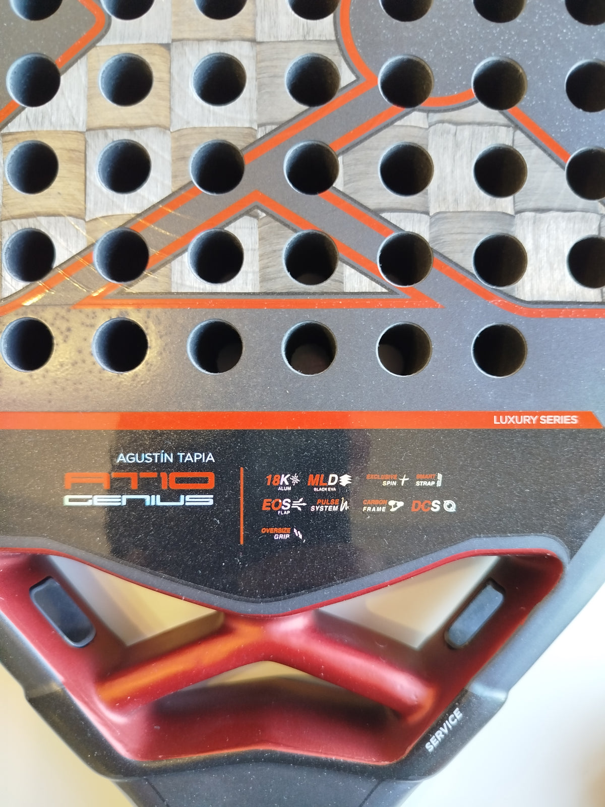 Raquette de padel Nox AT10 Genius 18K by Agustin Tapia 2025