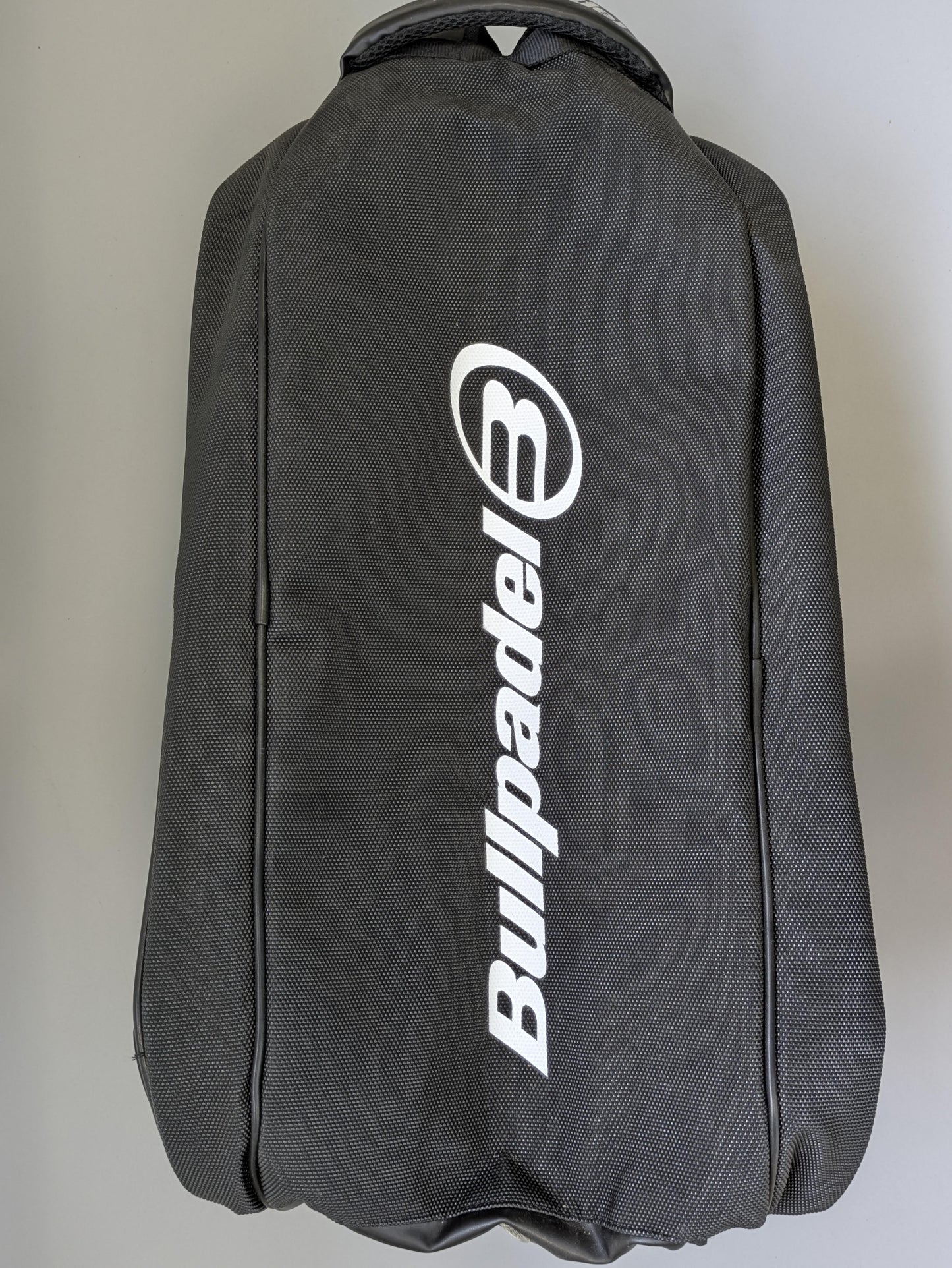 Sac de padel Bullpadel Hack Noir/Blanc 2025