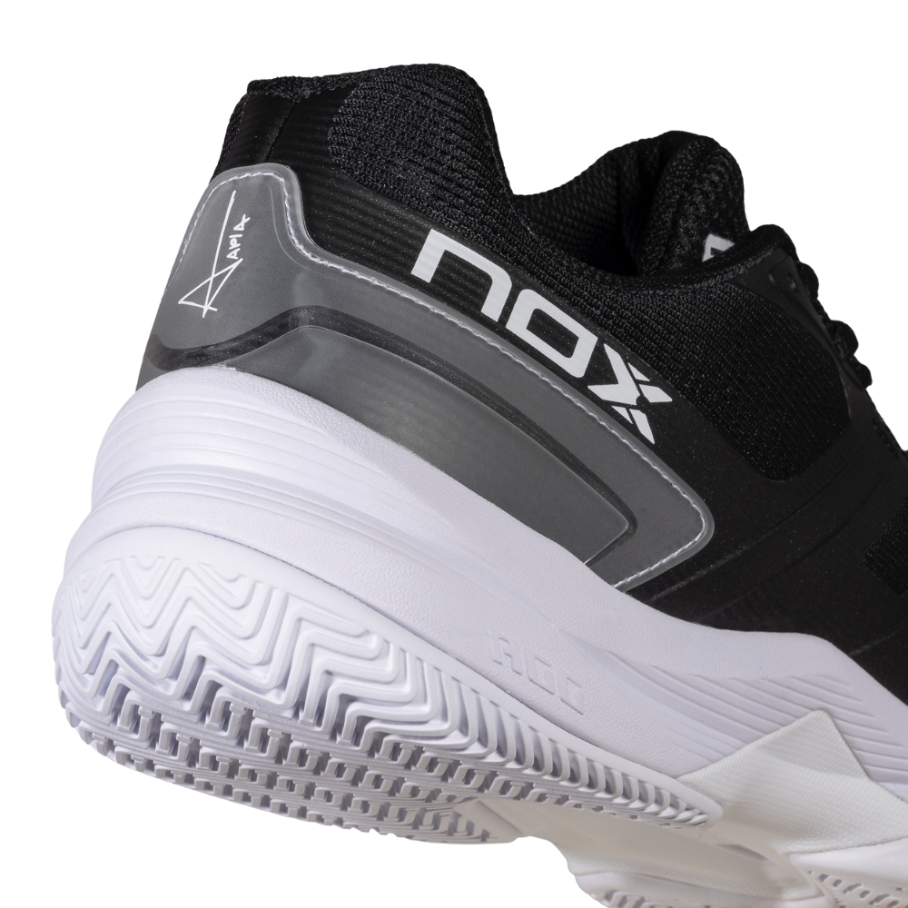 Chaussures de padel Homme Nox AT10 Pro Noir