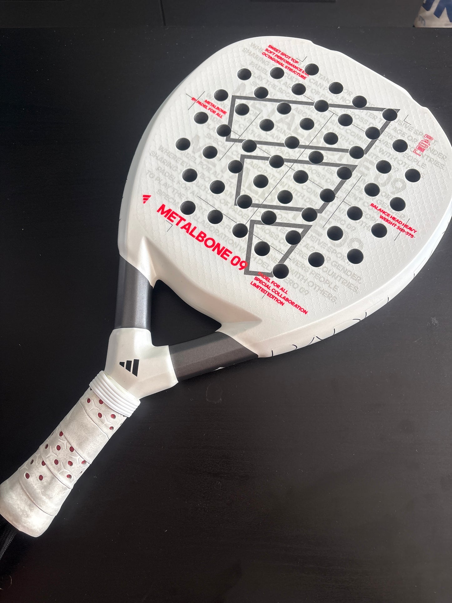 Raquette de padel Adidas Metalbone 09 2025
