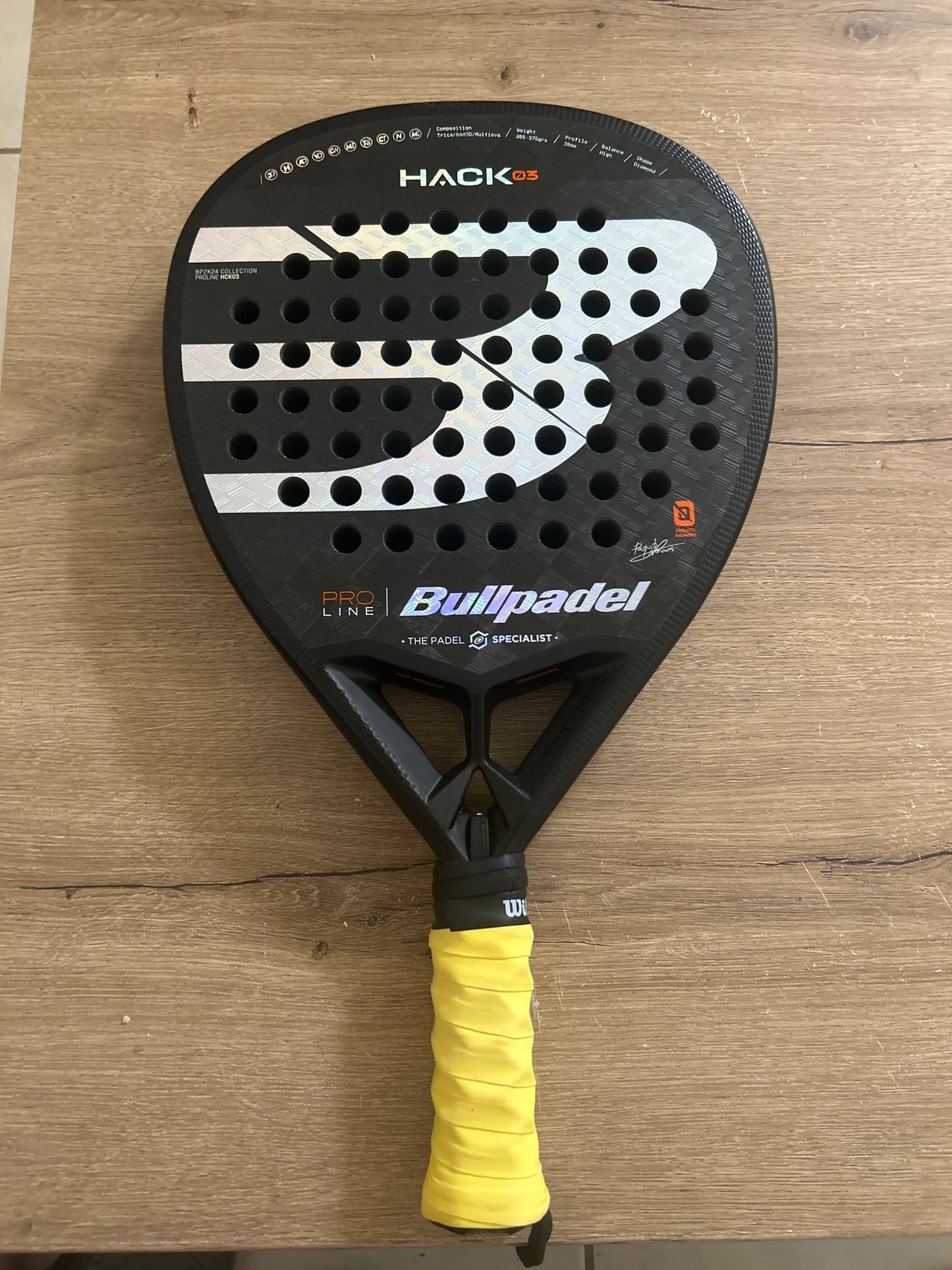Raquette de padel Bullpadel Hack 03 2024