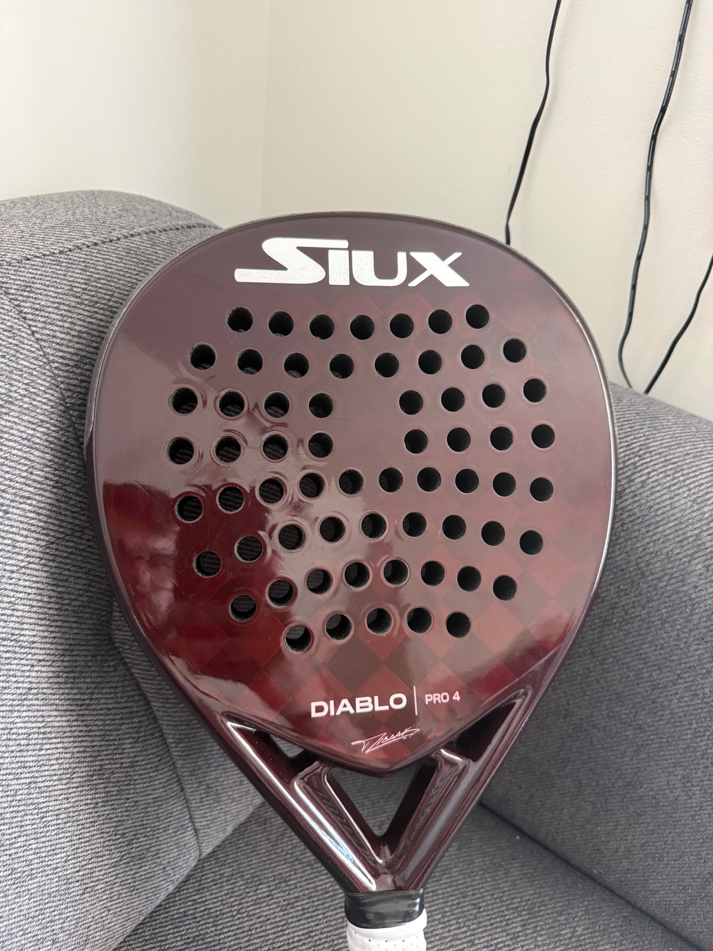 Raquette de padel Siux Diablo Pro 4 Tino Libaak 2025