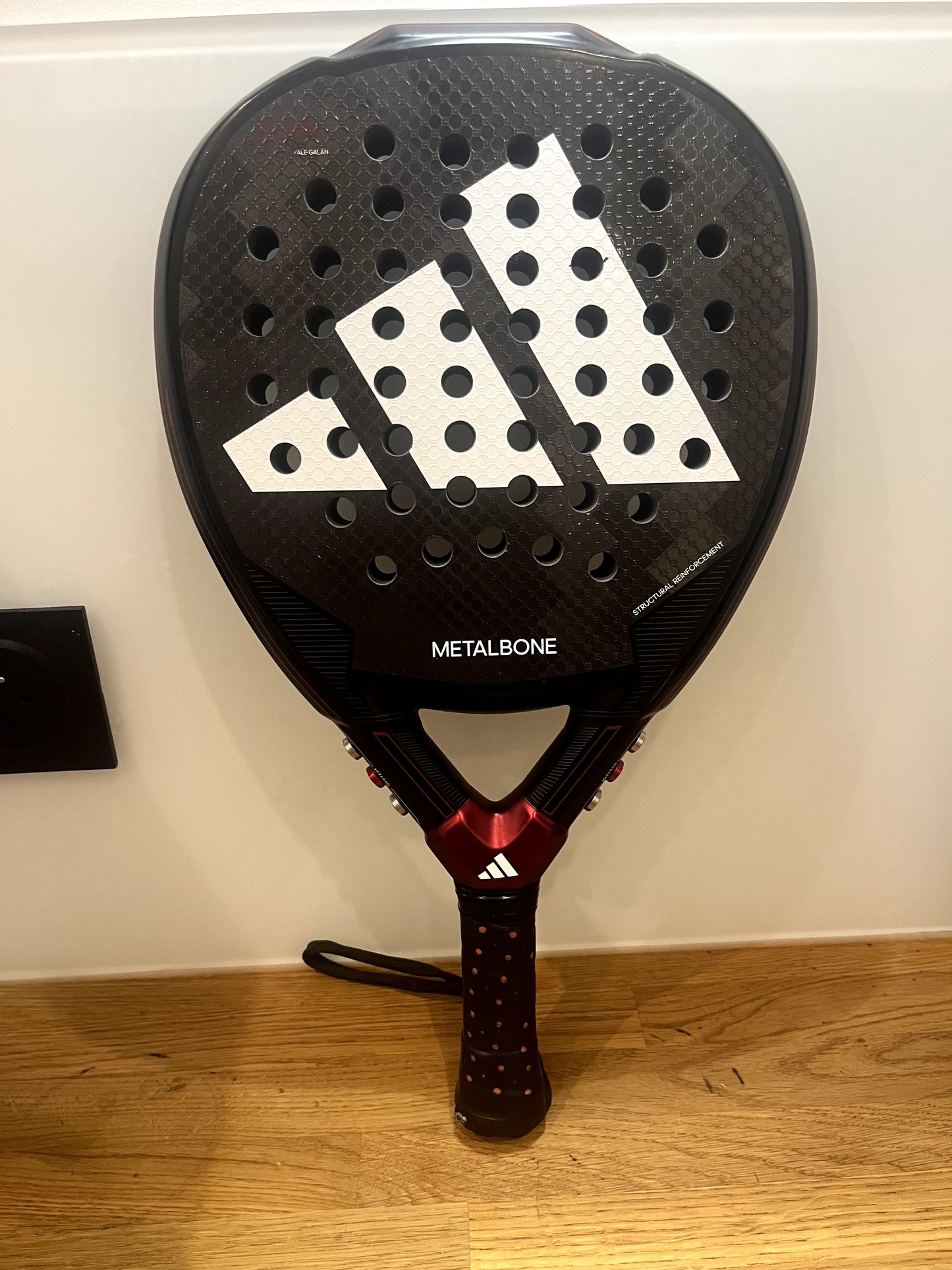 Raquette de padel Adidas Metalbone 3.3 2024