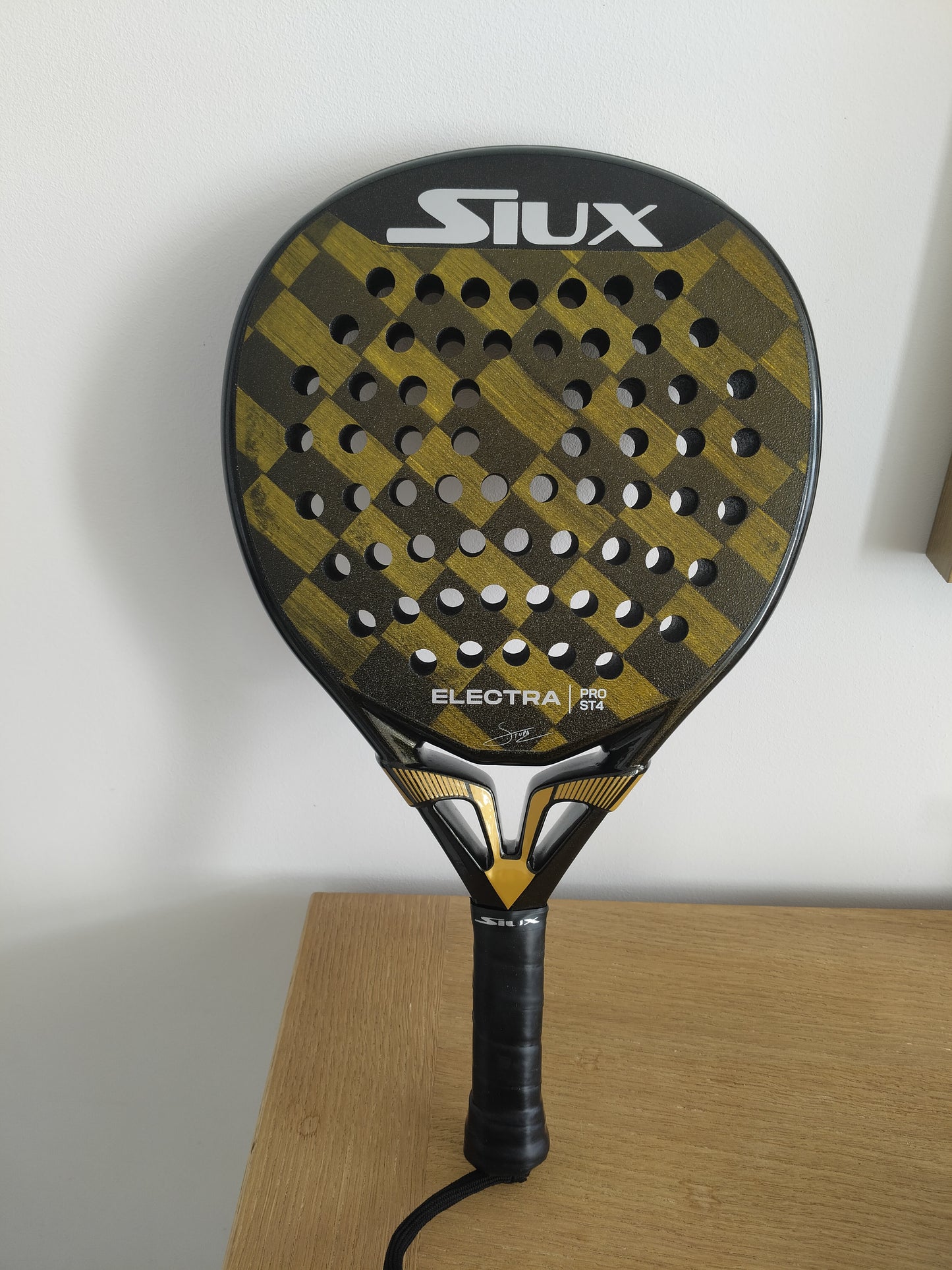 Raquette de padel Siux Electra ST4 Stupa Pro 2025