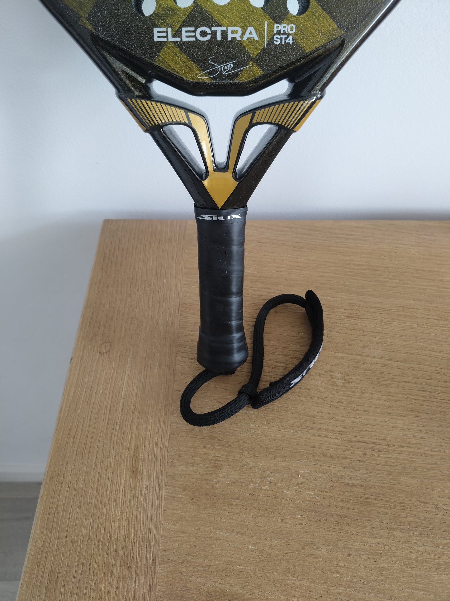 Raquette de padel Siux Electra ST4 Stupa Pro 2025