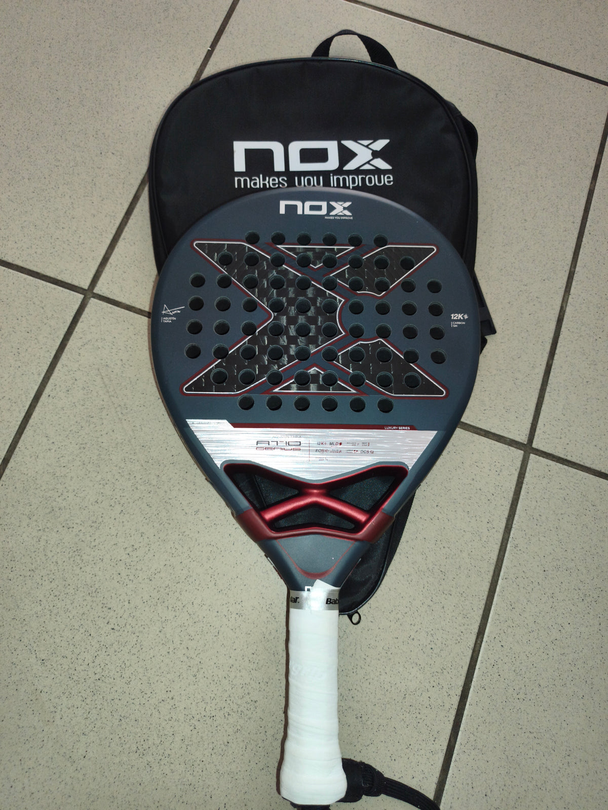 Raquette de padel Nox AT10 Genius 12K by Agustìn Tapia 2025