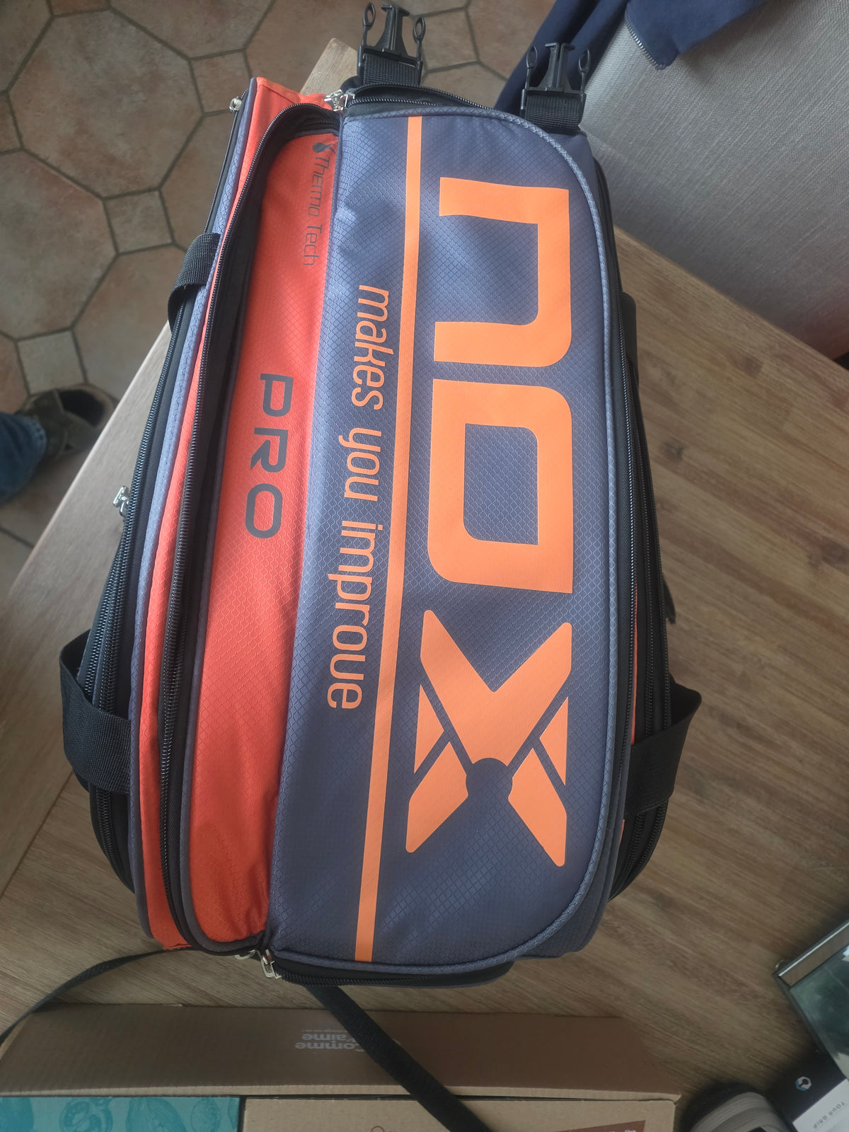 Vends Sac de padel Nox Pro Orange/Gris