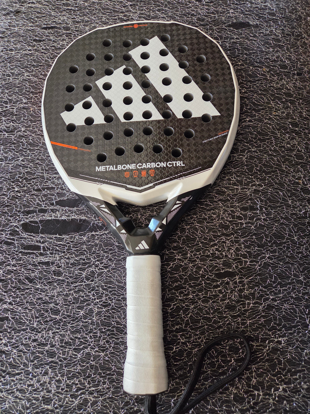 Raquette de padel Adidas Metalbone Carbon Control 3.5 2026