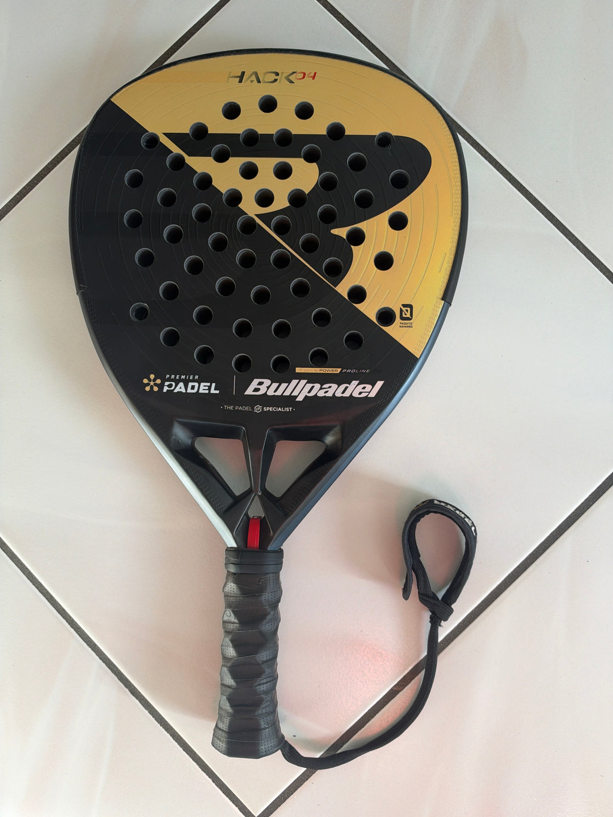 Raquette de padel Bullpadel Hack 04 Premier Padel 2025