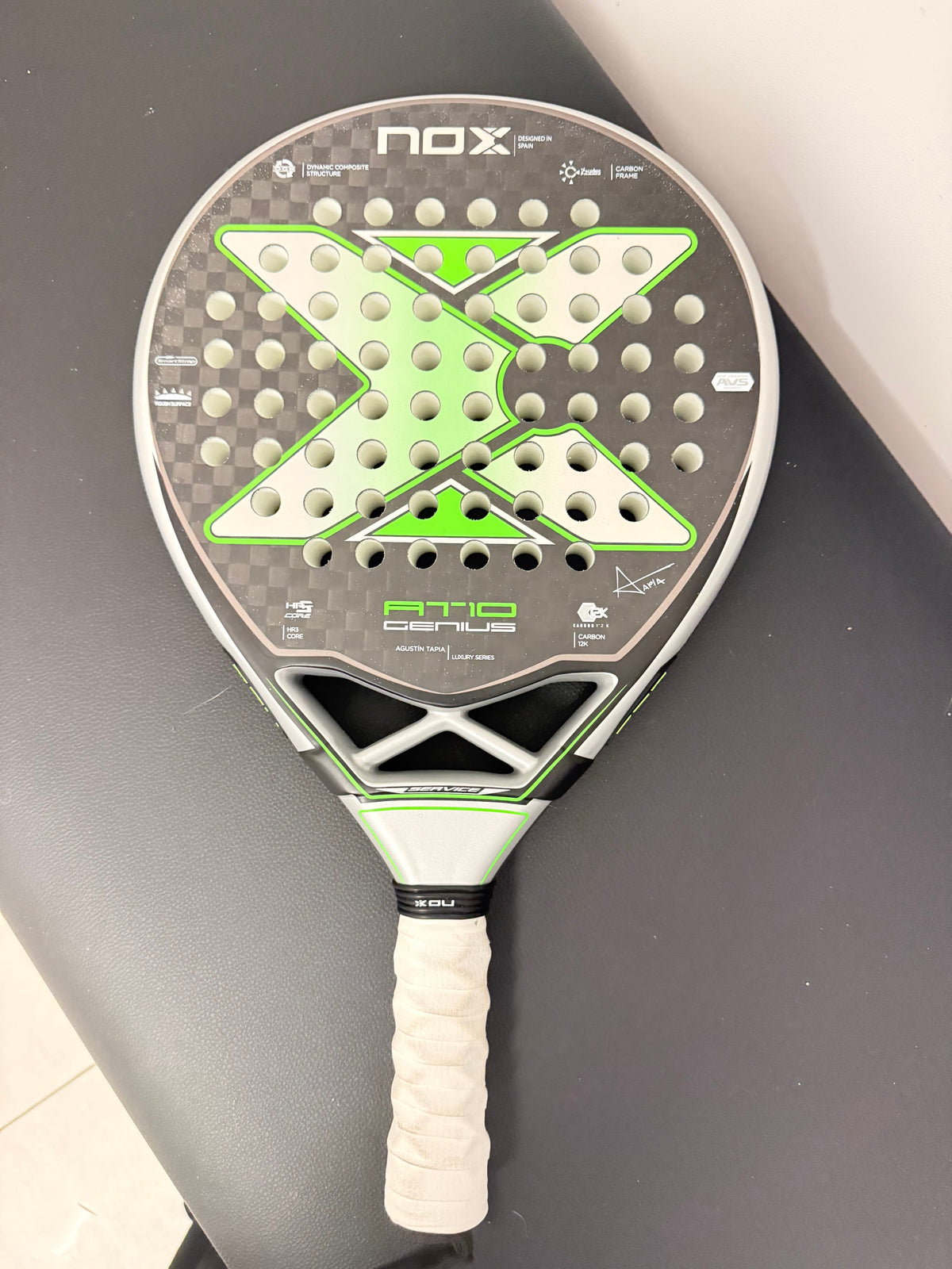Raquette de padel Nox AT10 Genius 12K by Agustìn Tapia 2023