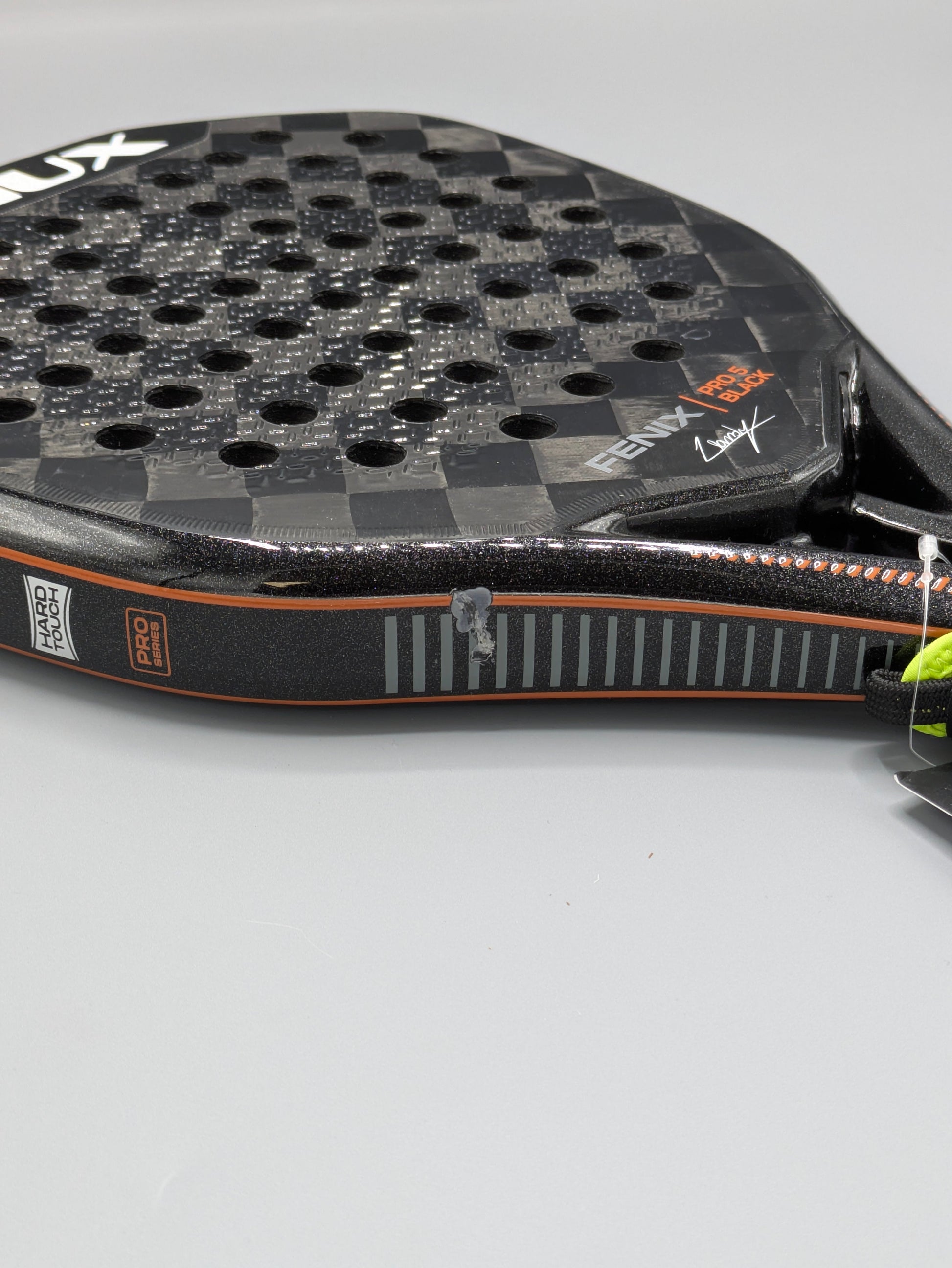 Raquette de padel Siux Fenix Pro V Black Edition by Leo Augsburger 2025