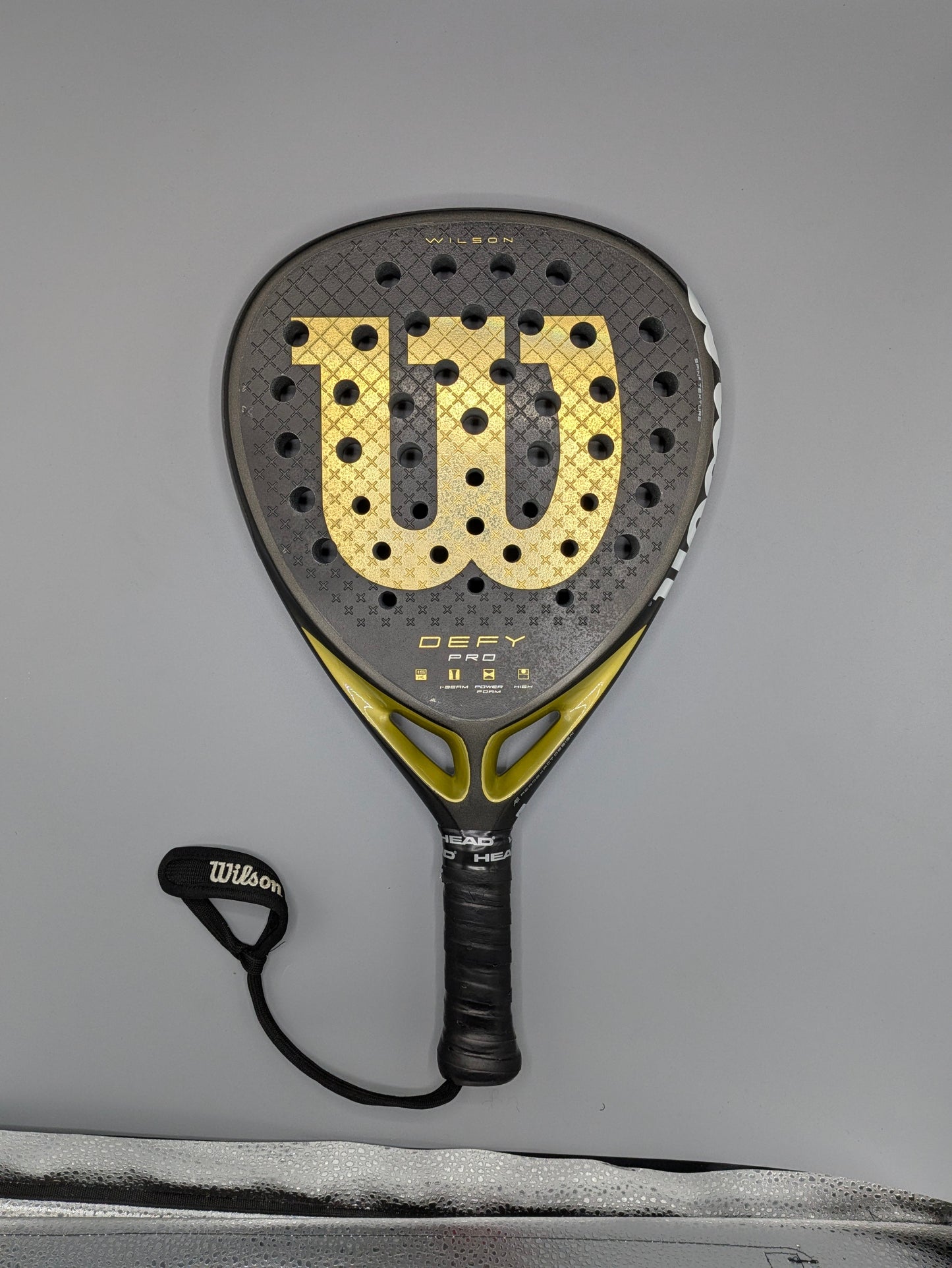 Raquette de padel Wilson Defy Pro 2025