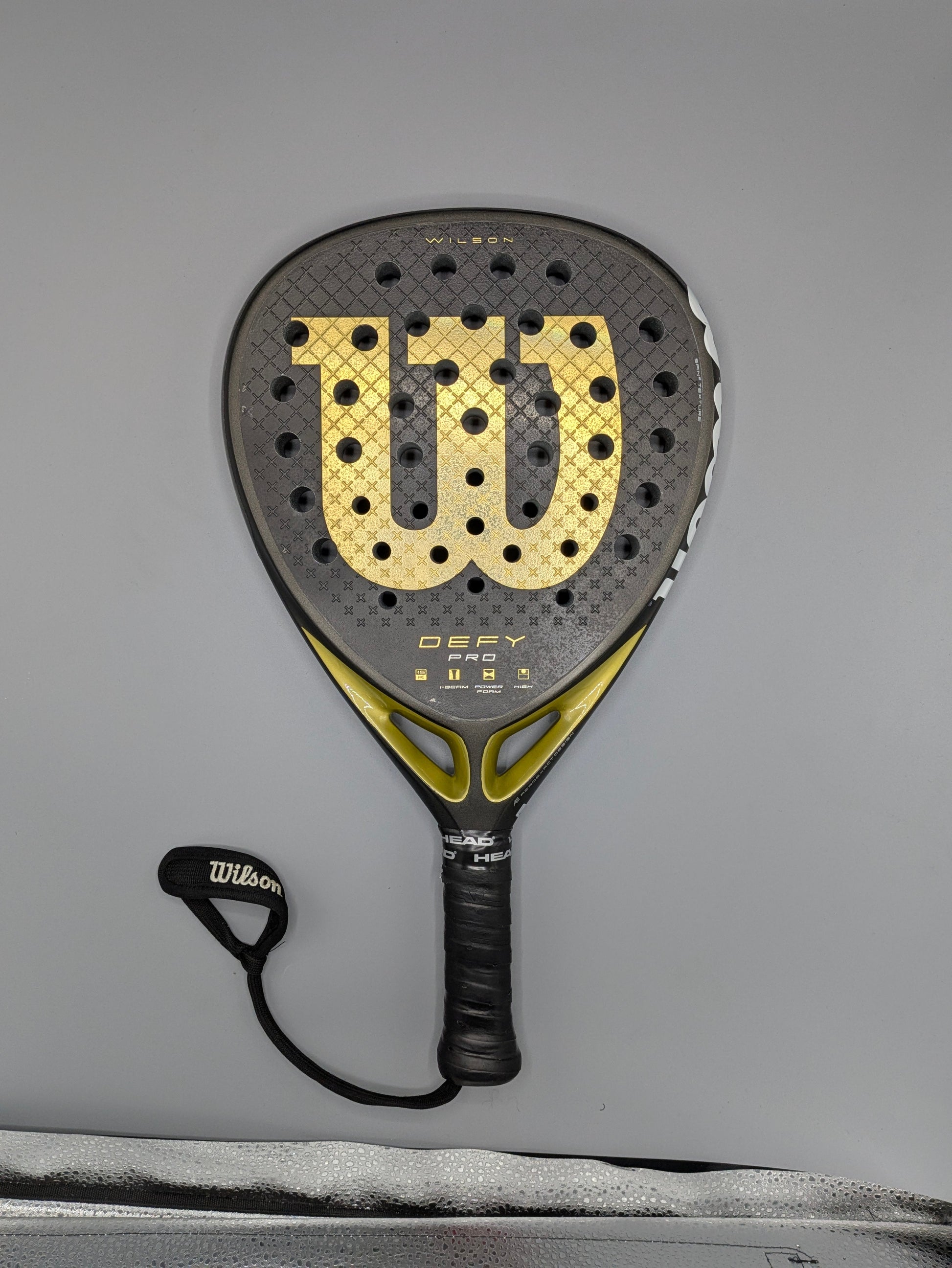 Raquette de padel Wilson Defy Pro 2025