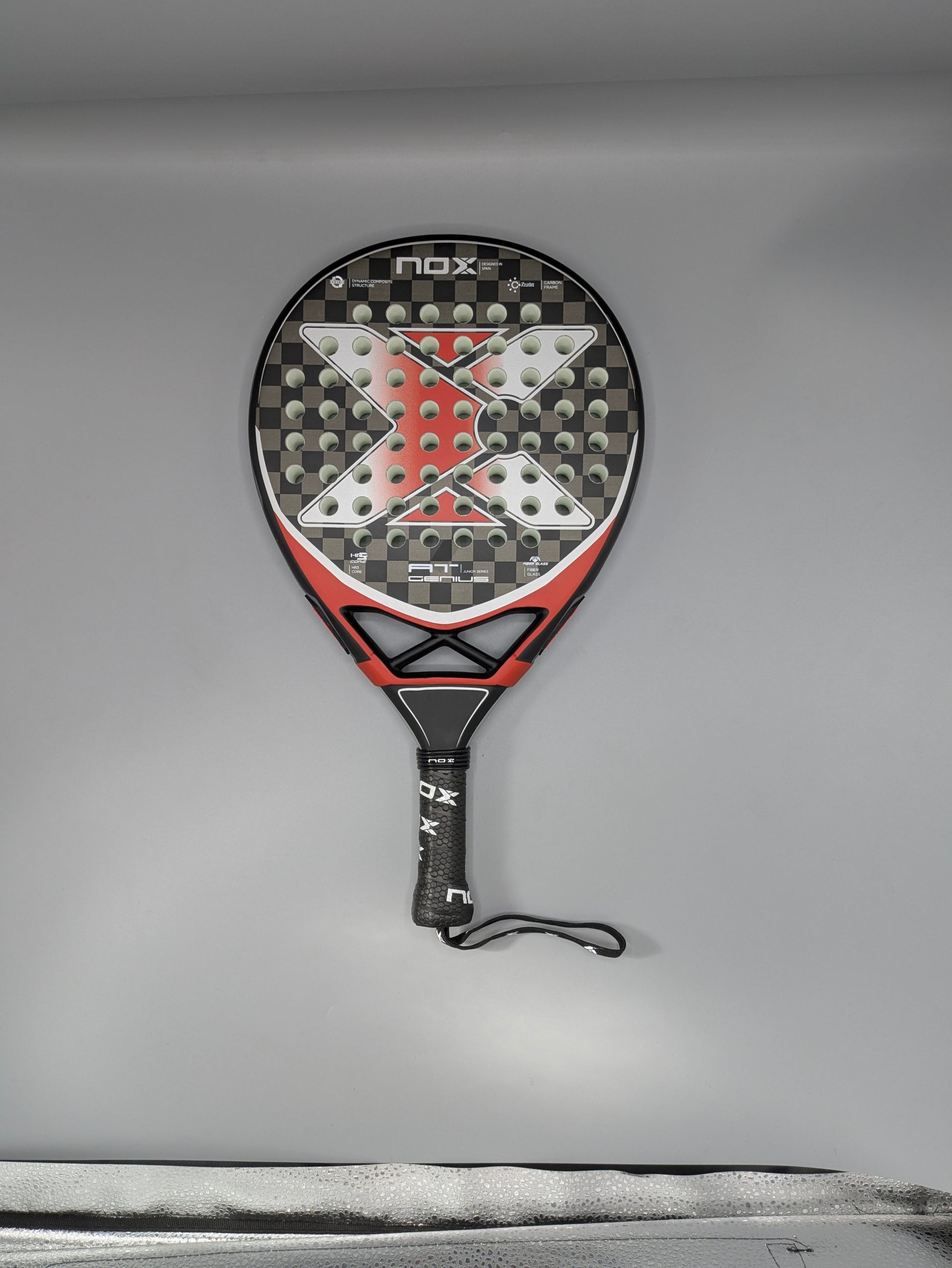 Raquette de padel Nox AT10 Genius Junior by Agustin Tapia 2024