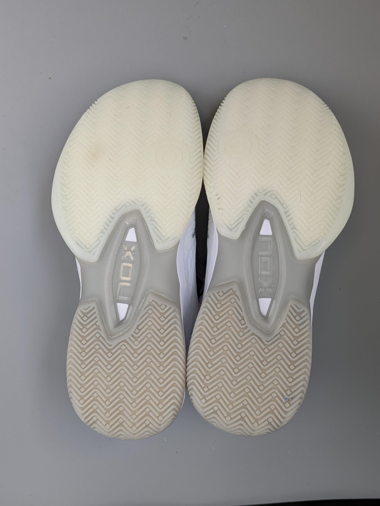 Chaussures de padel Femme Nox AT10 Lux Blanc/Gris