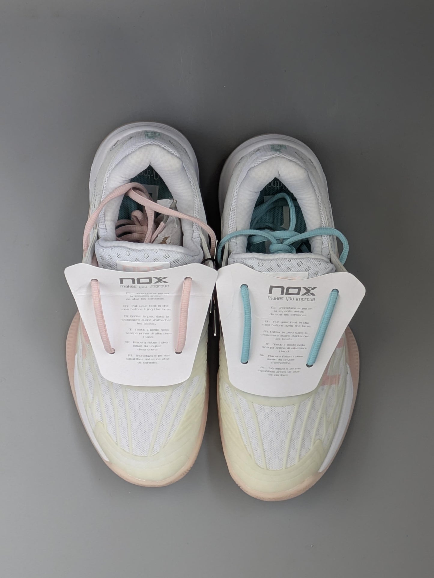 Chaussures de padel Femme Nox AT10 Lux Rose/Bleu