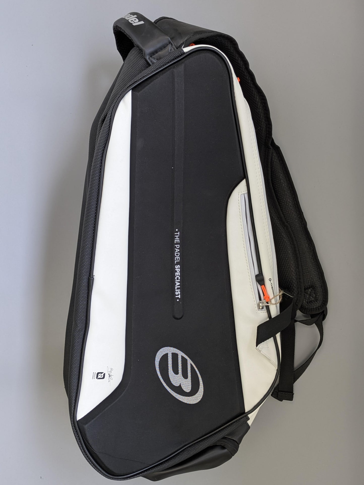 Sac de padel Bullpadel Hack Noir/Blanc 2025