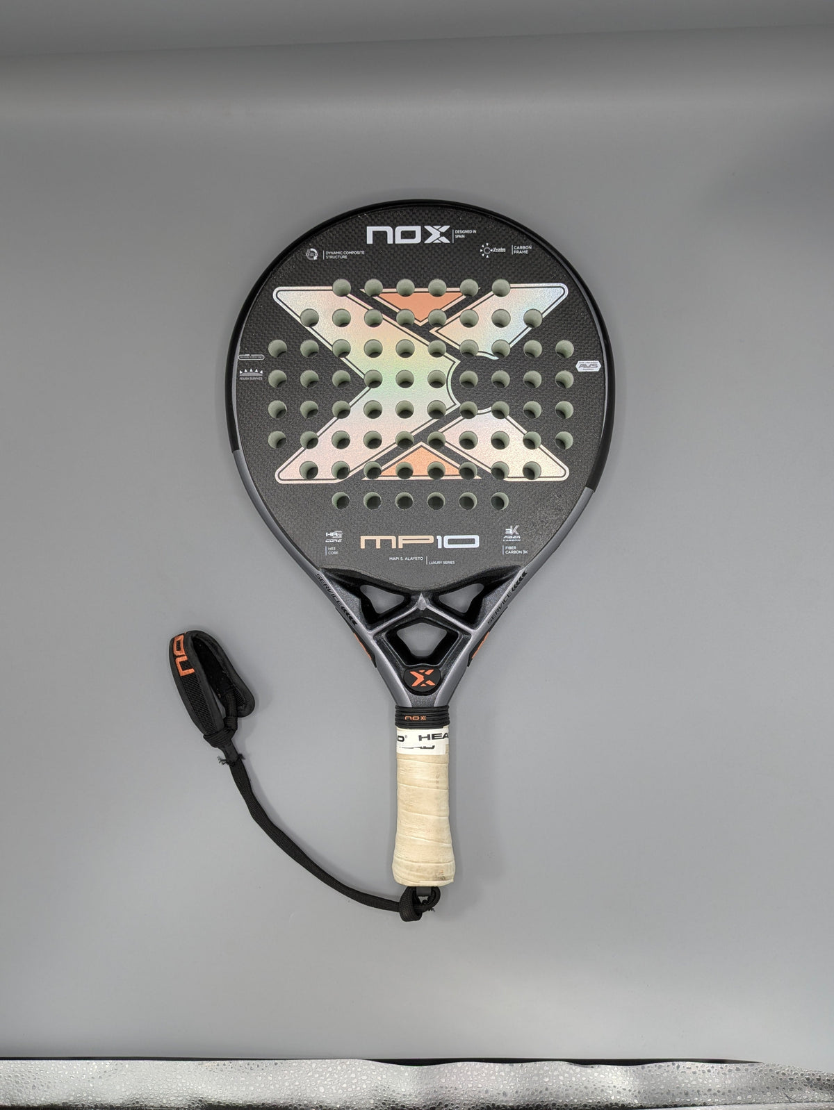 Raquette de padel Nox MP10 Gemelas Atomikas by Mapi S. Alayeto 2023