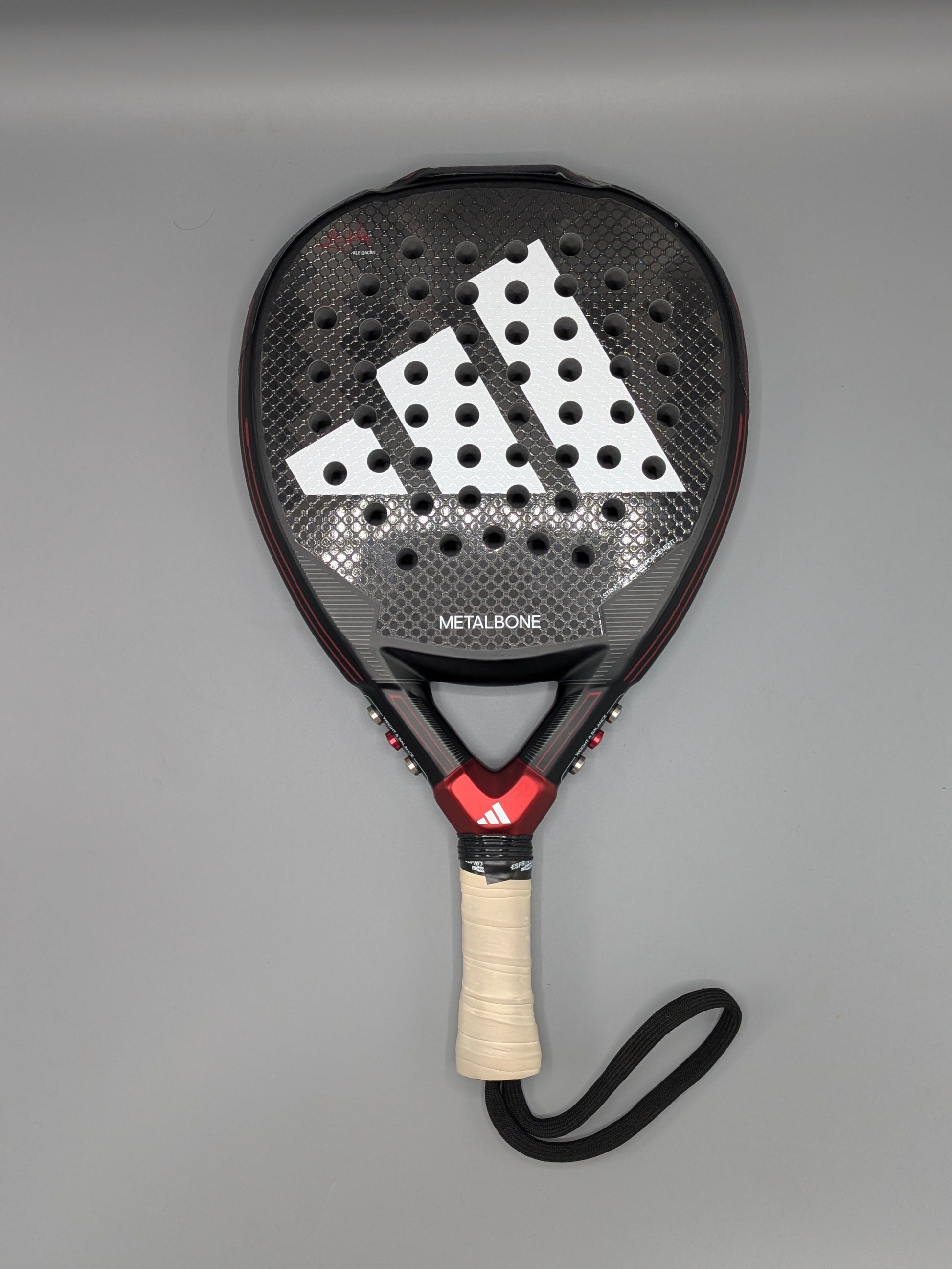 Raquette de padel Adidas Metalbone 3.3 2024