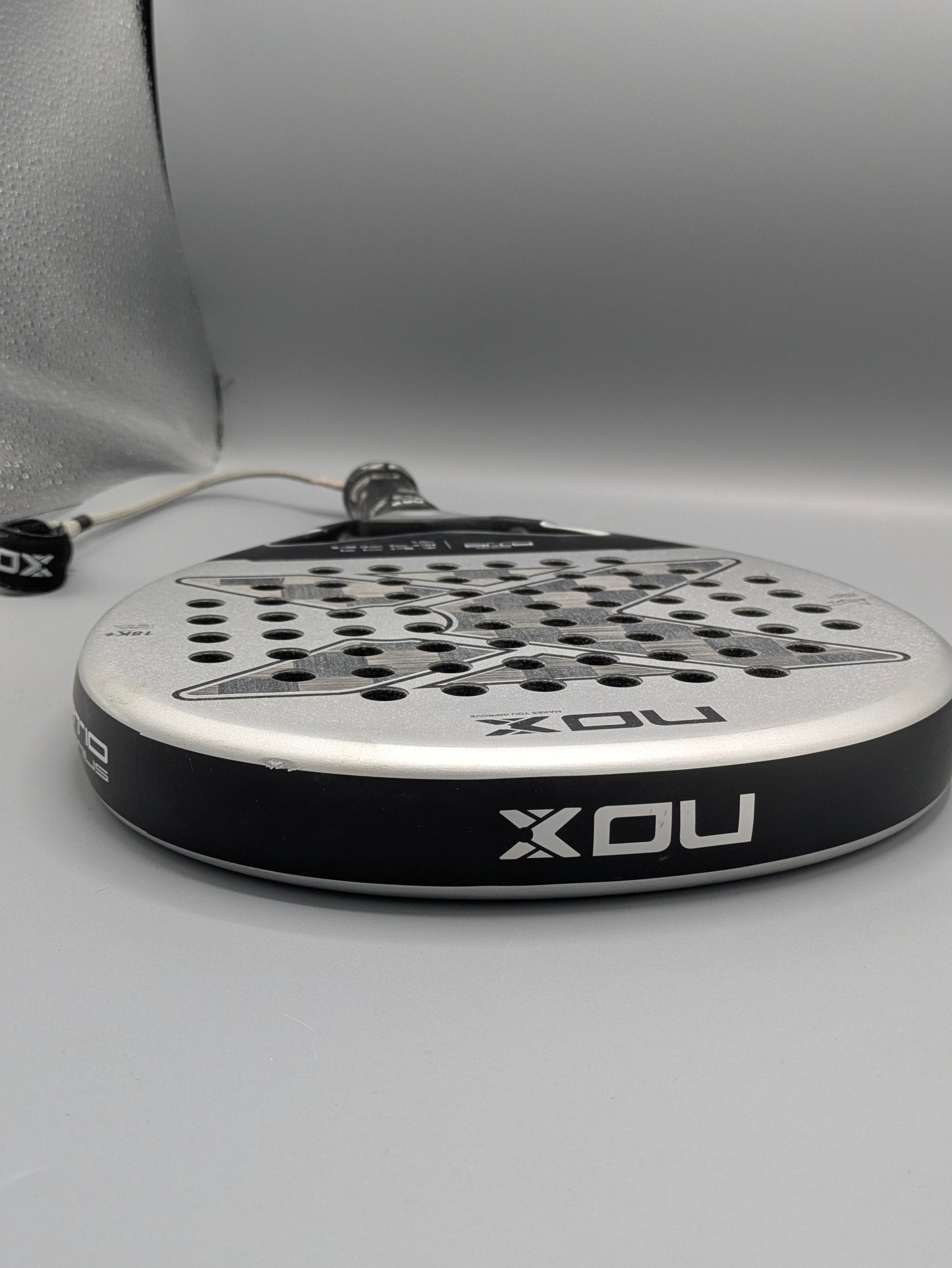 Raquette de padel Nox AT10 Genius 18K by Agustin Tapia 2024