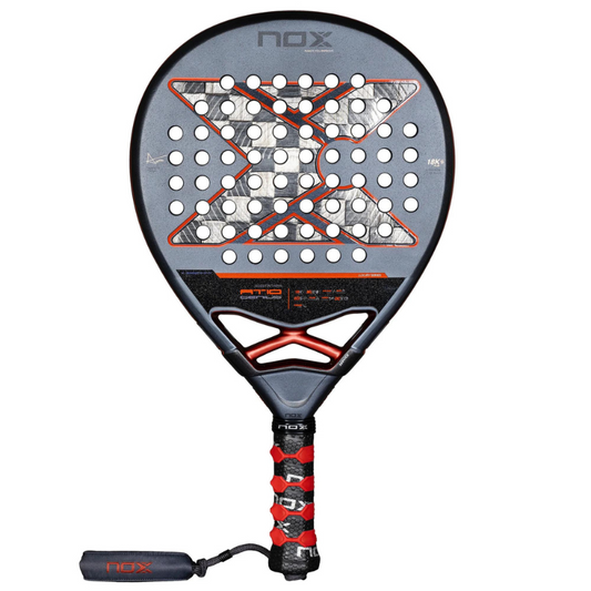 TEST CLUB - Raquette de padel Nox AT10 Genius 18K by Agustin Tapia 2025