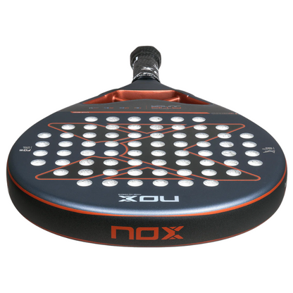 Raquette de padel Nox AT10 Genius Junior by Agustin Tapia 2025