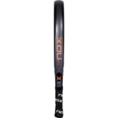 Raquette de padel Nox MJ10 Gemelas Atomikas by Majo S.Alayeto 2023