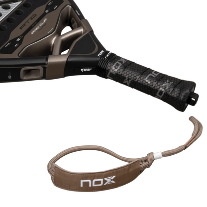 Raquette de padel Nox AT Pro Cup Hard 2026