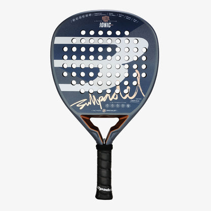 Raquette de padel Bullpadel Ionic Light Master Final 2024