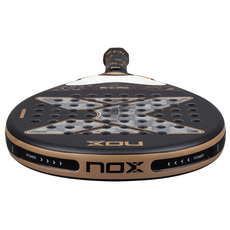 RAQUETTE DE TEST - AT10 Genius 18K Alum 2026