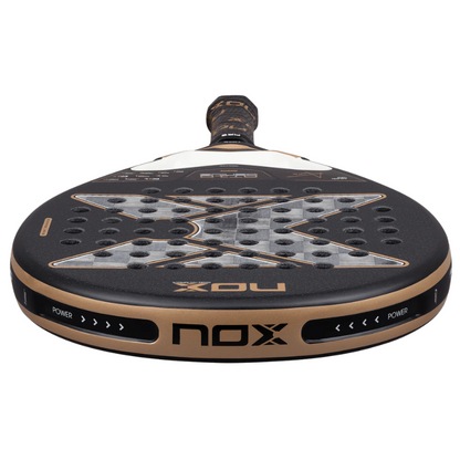 RAQUETTE DE TEST - AT10 Genius 18K Alum 2026
