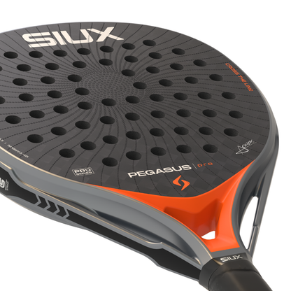 TEST CLUB - Raquette de padel Siux Pegasus 4 Orange 2026